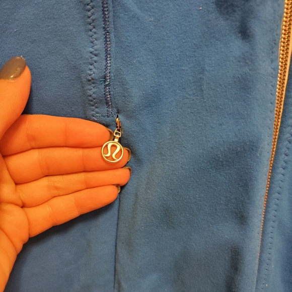 Lululemon jacket - Picture 4 of 5